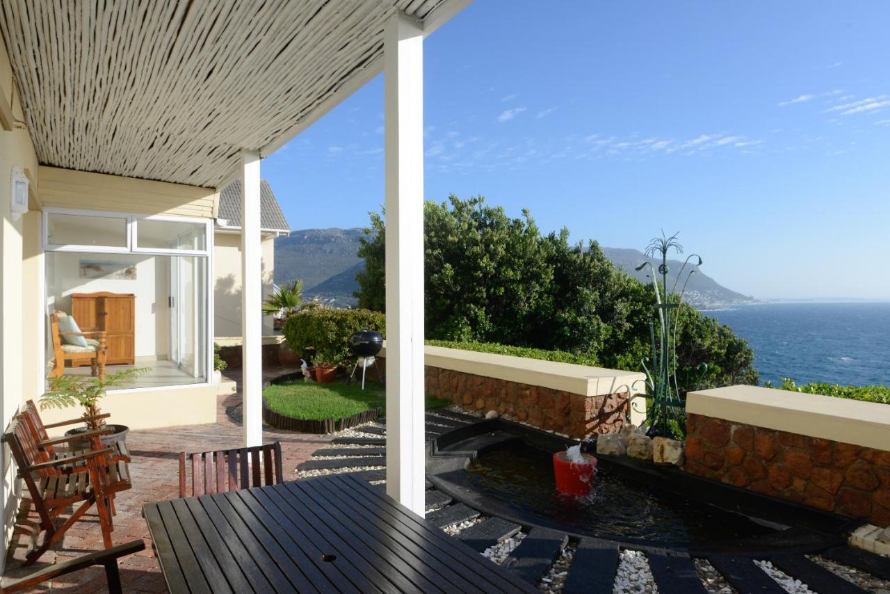 Ferienwohnung A Whale Of A Time Fish Hoek Exterior foto