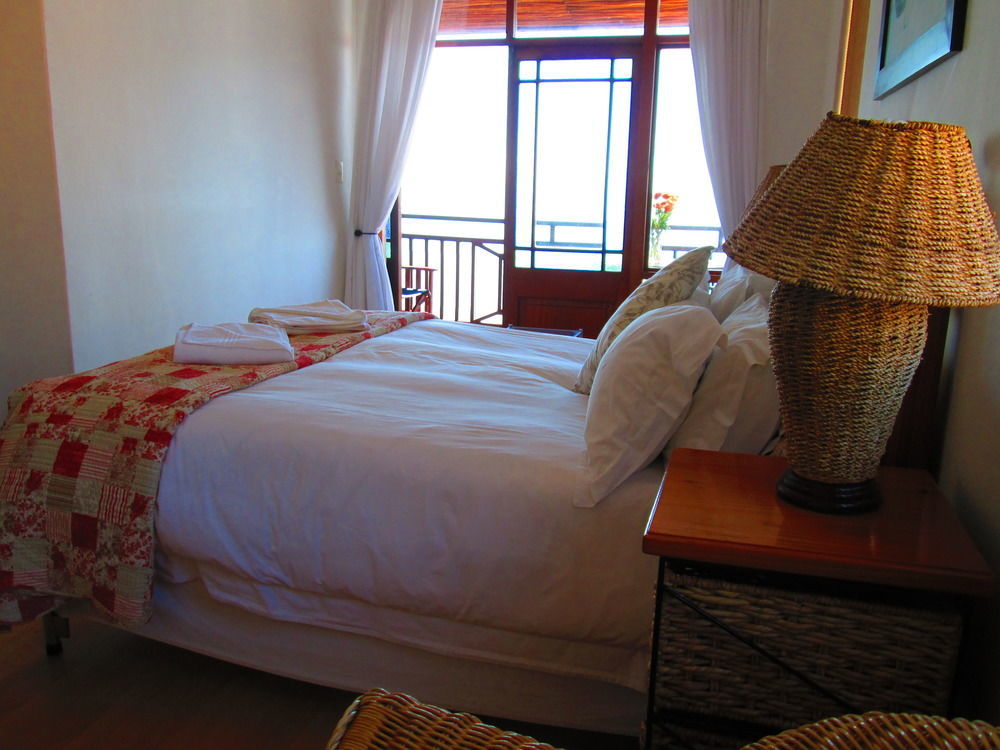 Ferienwohnung A Whale Of A Time Fish Hoek Exterior foto